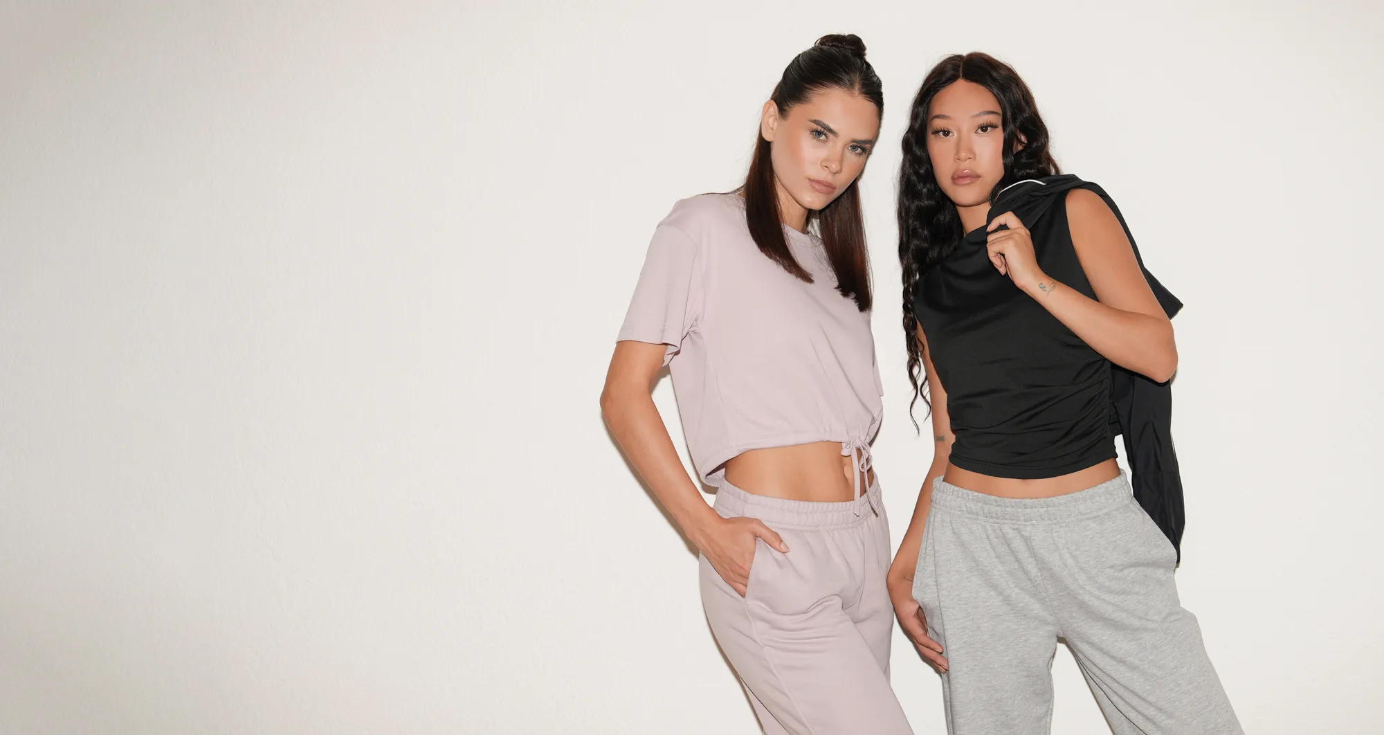 Bluse, Hosen, Erwachsener, Person, Frau